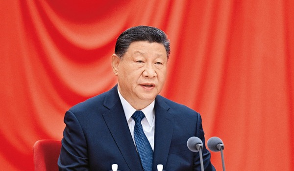 习近平：锲而不舍落实中央八项规定精神，以优良党风引领社风民风