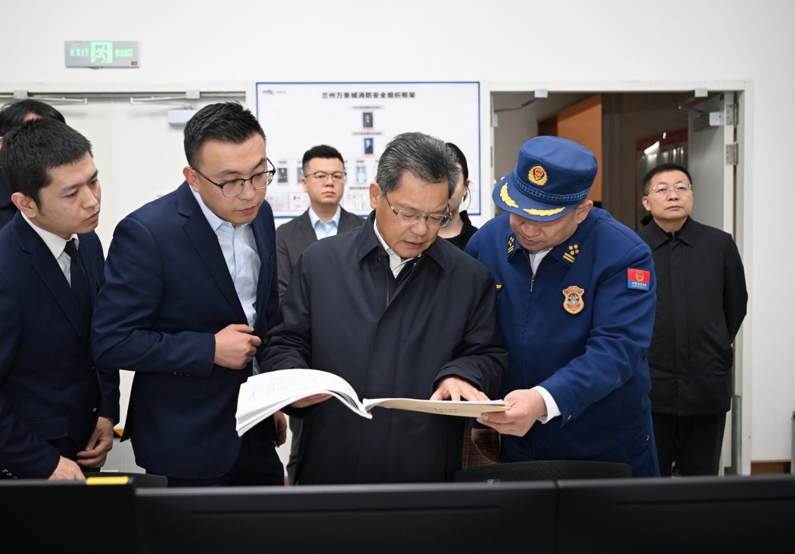 1765155583622190.jpg 3.jpg