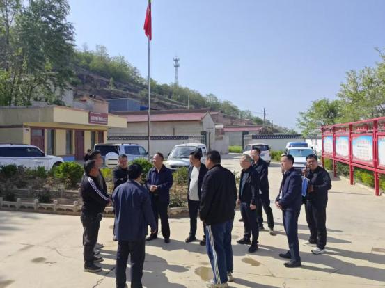 国家广电总局在秦安县开展农村地区电视服务调研1.jpg